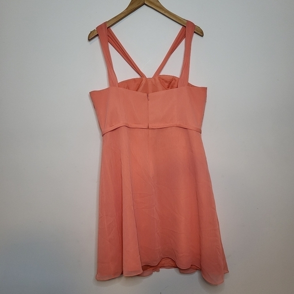 David's Bridal Bridesmaids Chiffon Short Dress Size 14 - Picture 5 of 13